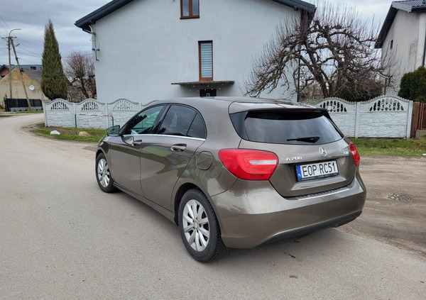 Mercedes-Benz Klasa A cena 46900 przebieg: 230000, rok produkcji 2013 z Opoczno małe 301